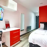 Mccartney Suite 5 Bedrooms, 5 Bathrooms